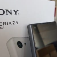 Sony Xperia Z5 Compact (1)